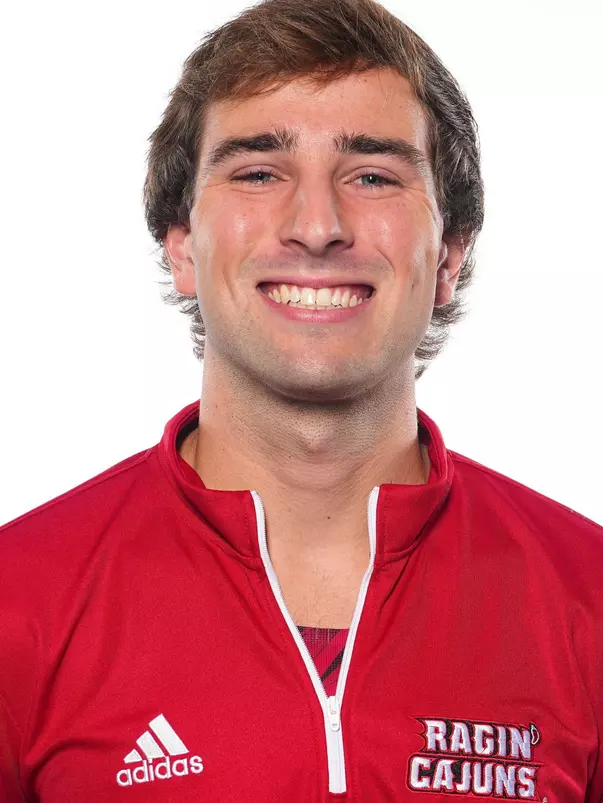 Reece Shelby XC headshot 2025