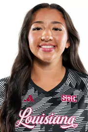 Salma Elhaimer headshot