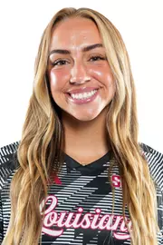 Olivia Harding headshot