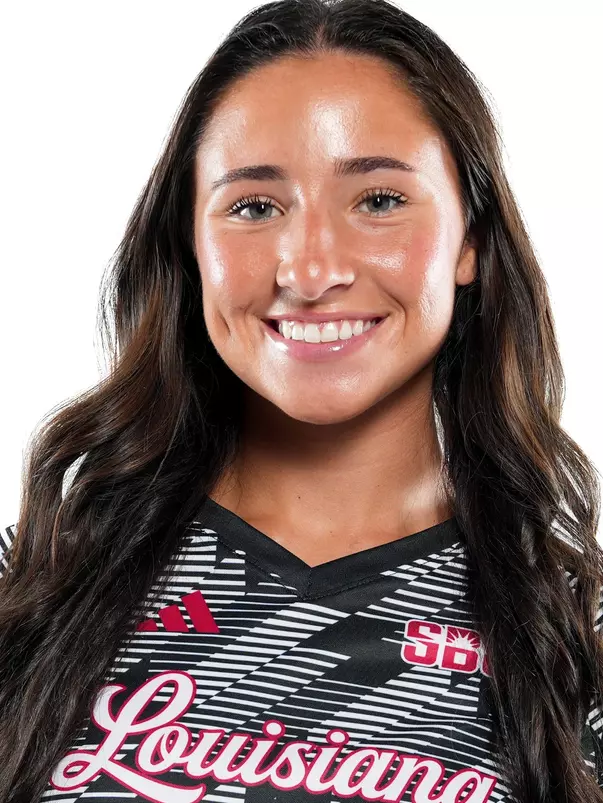 Raegan Latiolais headshot