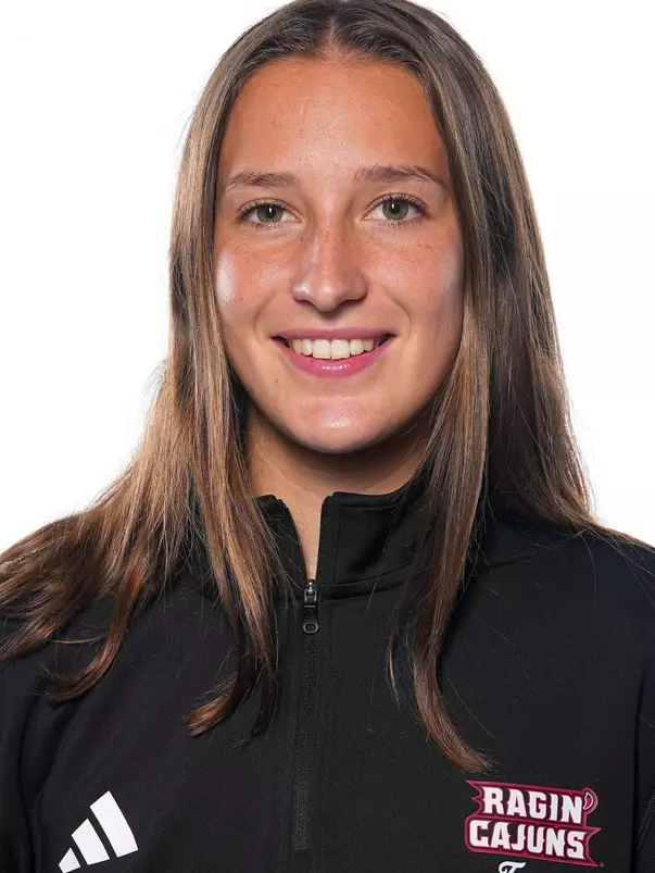 Angelique Berrat headshot