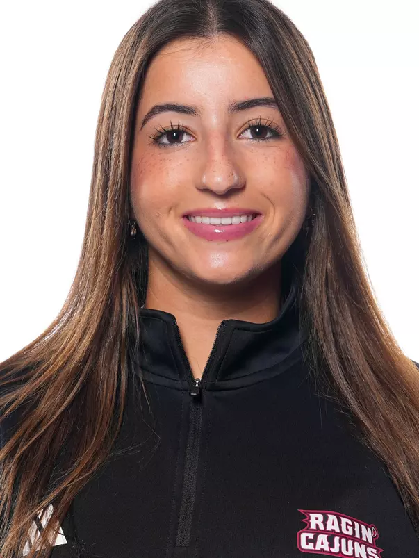 Nina Krecklenberg headshot