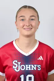 Daisy Burt Headshot
