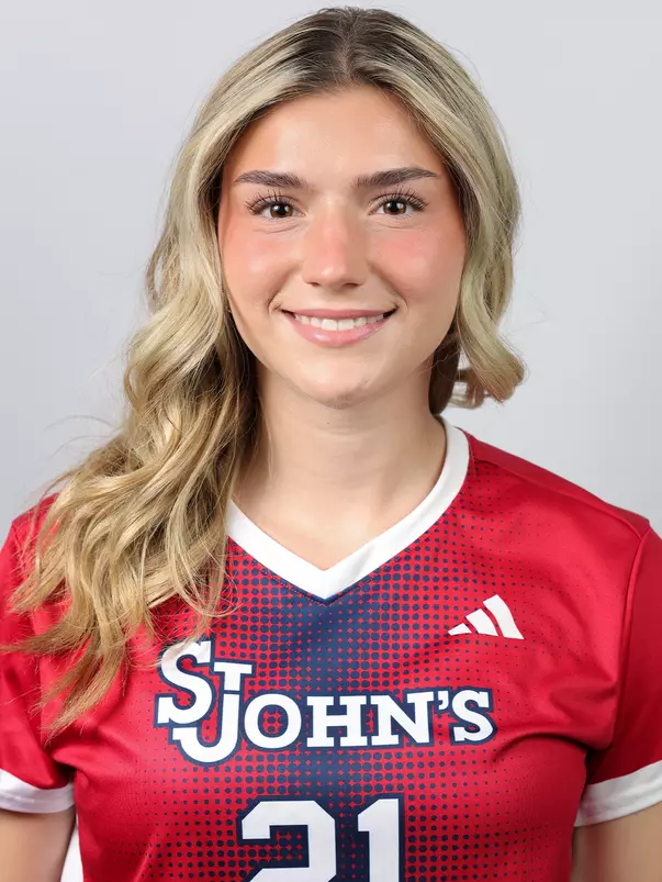 Janelle Sylvestre Headshot