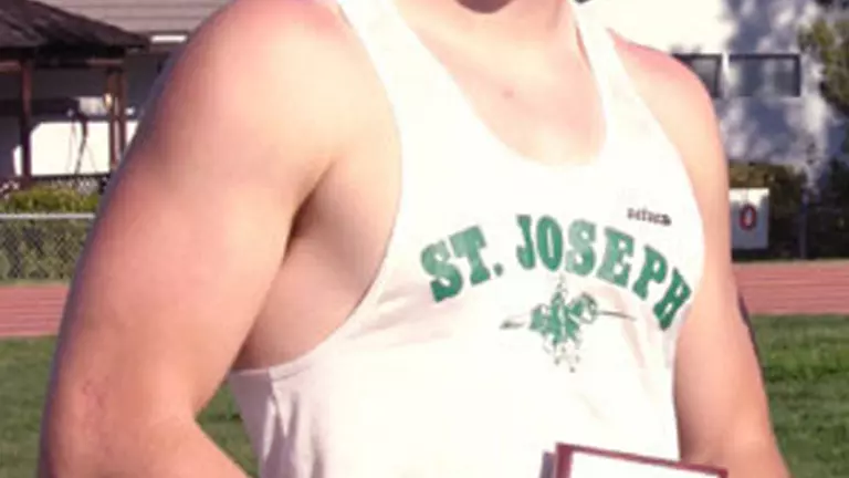 Owls Add Eight Men's Track and Field Signees