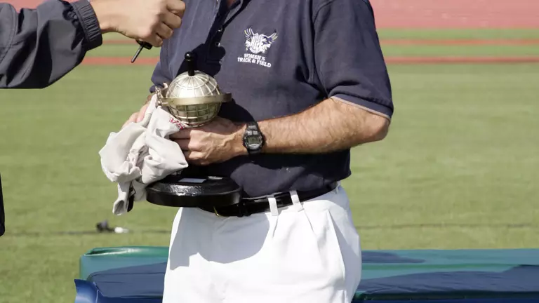 Owls Announce 2006 Freshman Class for Women's Track and Field