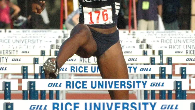 Jimoh 8th in Hurdles at NCAA Regional Meet
