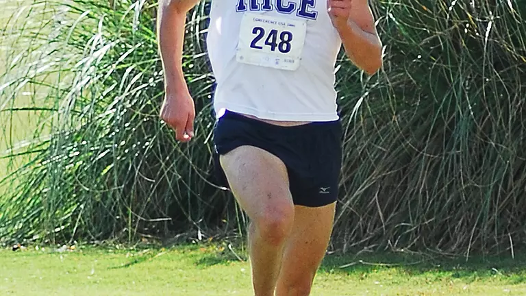 Owls Fifth at NCAA South Central Regional