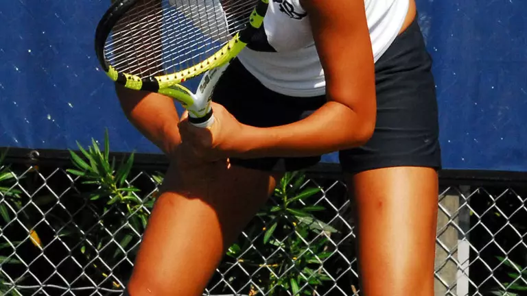 Women's Tennis Match with Houston Pushed Back to 3pm