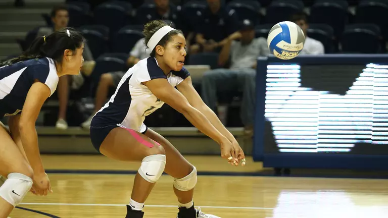 Rice Beats ECU 3-1 in Conference USA Volleyball