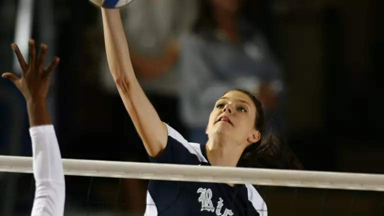 Owls Sweep SMU Sunday, 3-0