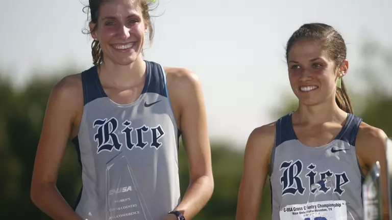 Pye and Wade Earn USTFCCCA All-Academic