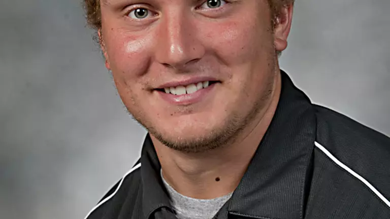 Men's Track & Field Squad Performs Well In Poor Weather Conditions at UTEP Invitational