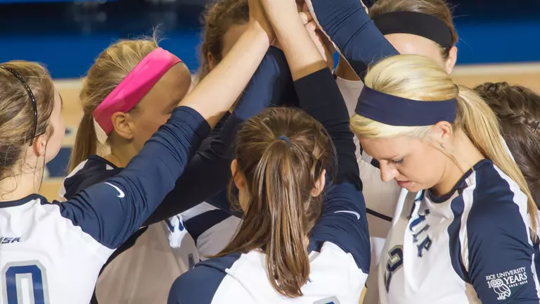 Volleyball Falls To Marshall