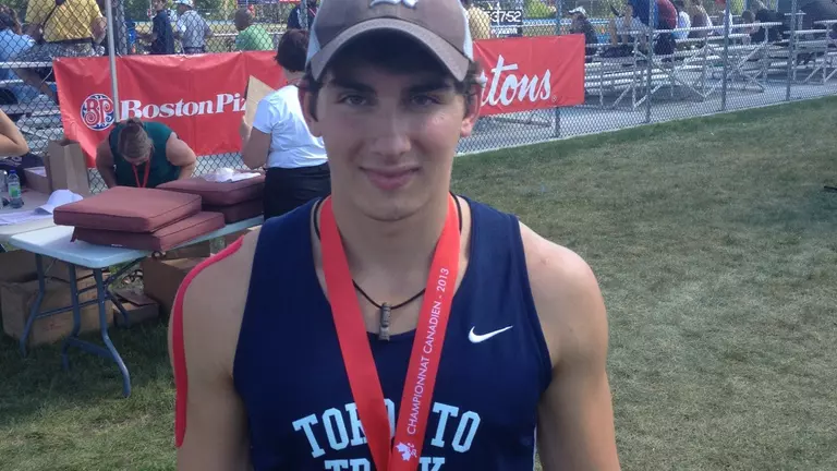 Karakolis Wins Canadian Junior National Championship