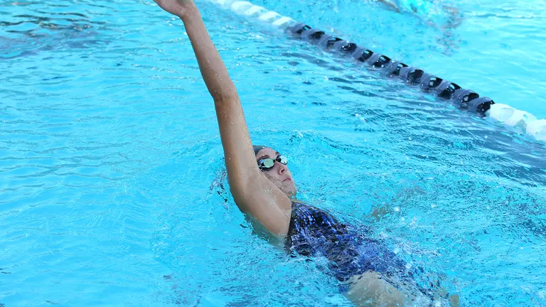 Swim Team Competes At Houston Thursday