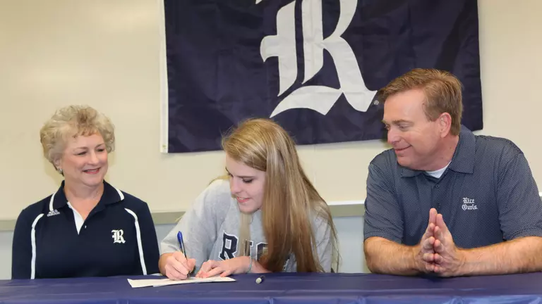 Volleyball Announces Signing of Kyle