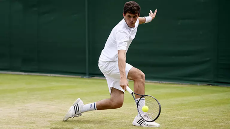 Malik Earns Return to Wimbledon Juniors