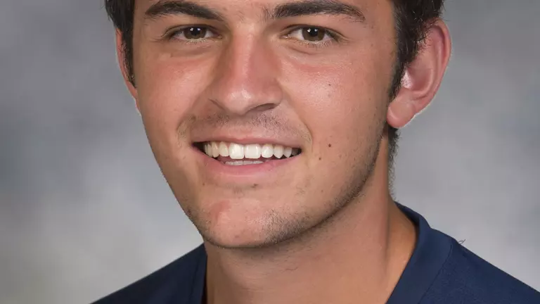 Malik Wraps Weekend with Singles Title