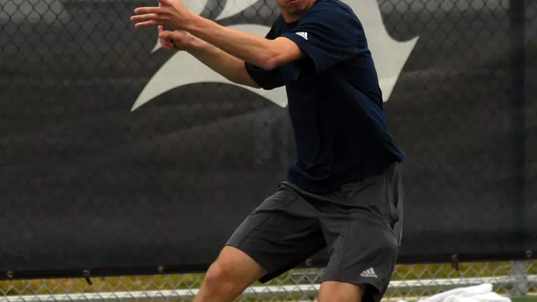 SMU Rallies to Down Owls