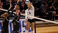 Roadrunners Defeat Owls in Straight Sets