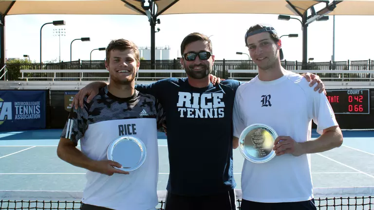 Top-Ranked Team Falls to Bennett and Warren