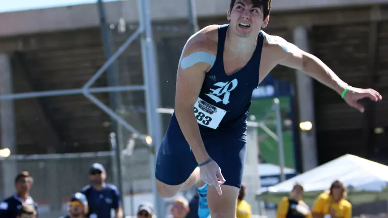 Karakolis Earns C-USA All-Academic Team Honors