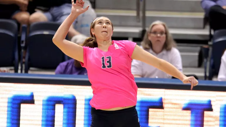 Owls Rally to Defeat UAB in Five Sets