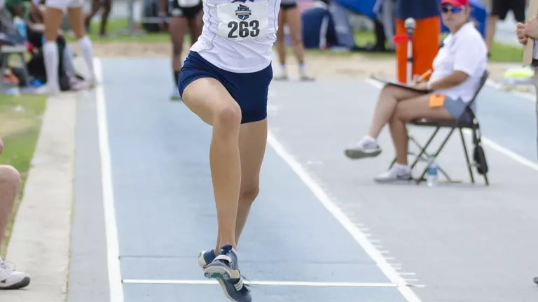 Ding Takes Gold at C-USA Championships