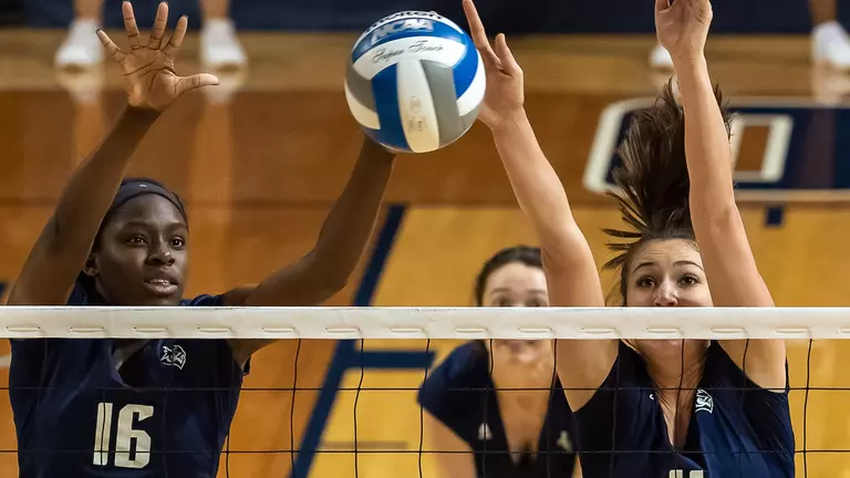 Volleyball Ties School Record with 12th Straight Win