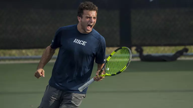 Abdel-Aziz Closes Fall Season Successfully