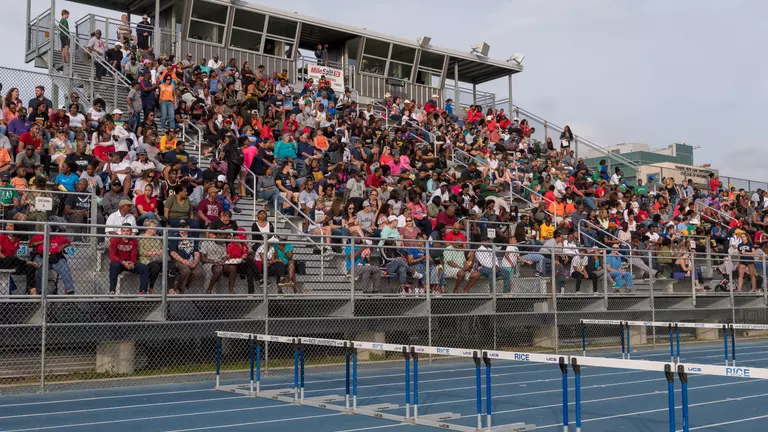 PR Club to Hold Calendar Event on Nov. 1