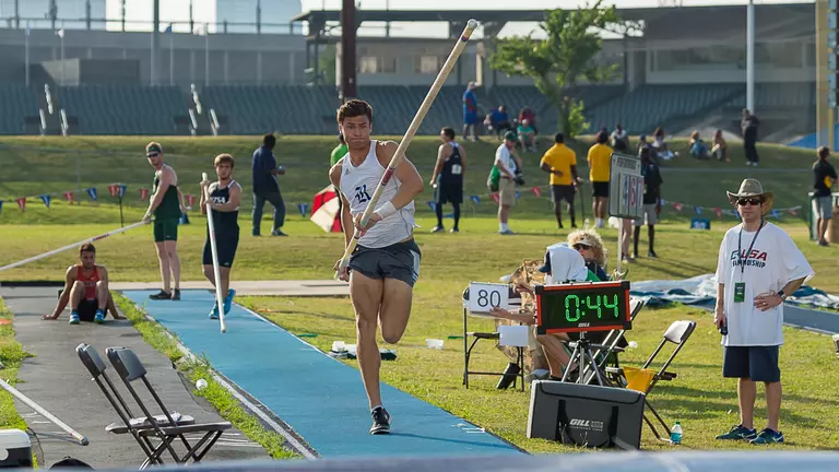 Card-Childers Competes for USATF at Thorpe Cup