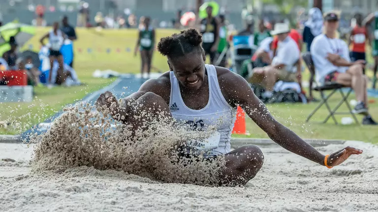 Fokam Finishes 11th in Triple Jump at NCAA's