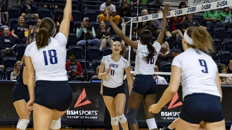Volleyball Advances to C-USA Semifinals