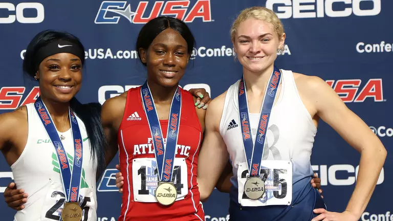WT&F: Trio of Owls Earn All-Conference Honors on Sunday