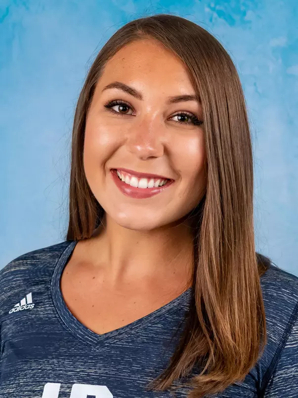 May 30, 2019: 2019-20 head shots at Tudor Fieldhouse in Houston Texas (© Maria Lysaker)