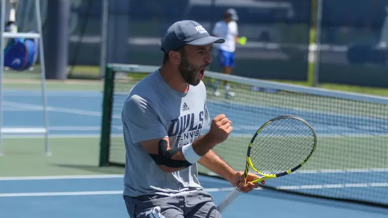 Abdel-Aziz Wins 2021 Giammalva Award