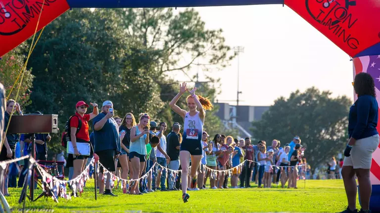 Owls Place Second at Season-Opening Rice Invitational