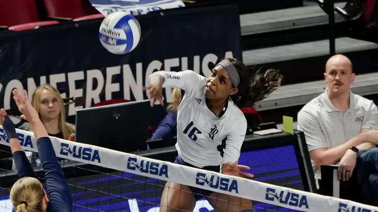 Owls Advance With Sweep of FIU