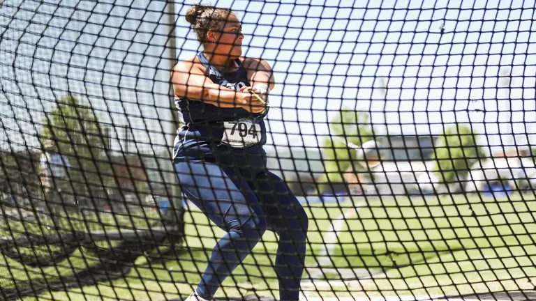 Simpson-Sullivan Bests Own Hammer Throw School Record
