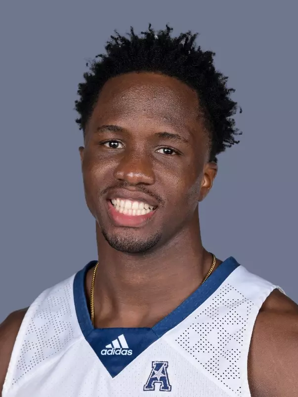 Iffy Ufochukwu 2023-24 Headshot