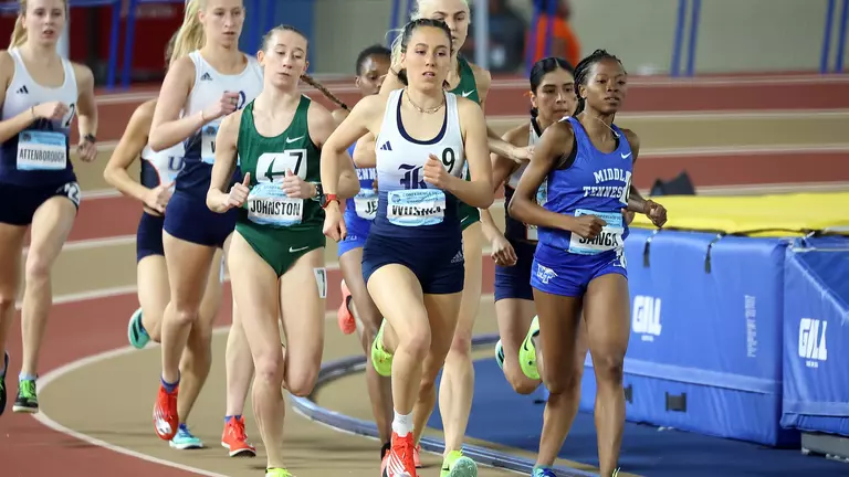 Owls with Strong Showing at Texas Relays, Bobcat Invitational