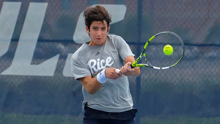 Owls Capture Two Singles Titles at Wesbrooks Invitational