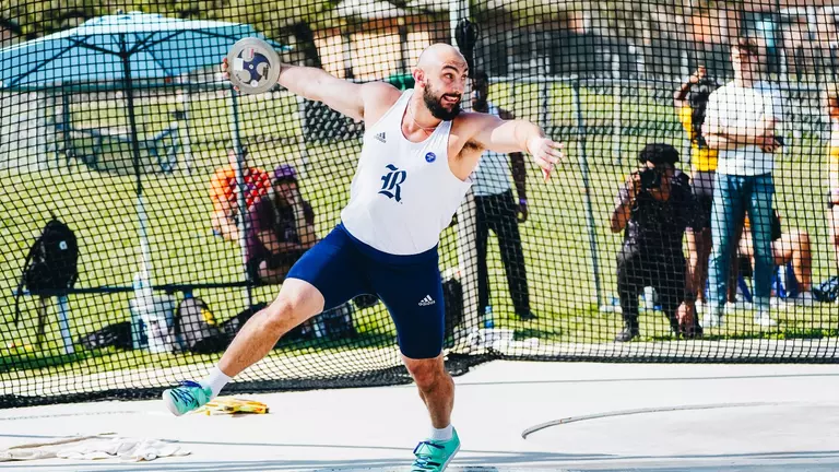 Men’s T&F Opens Outdoor Season at Three Meets