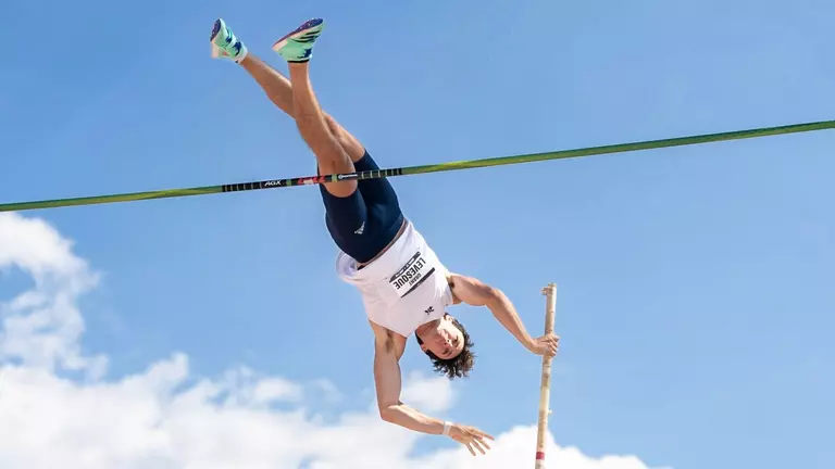 Levesque Finishes Ninth at NCAA Championships