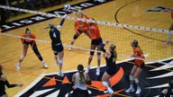 Volleyball Sweeps Third-Straight Match, Downs UTSA in San Antonio