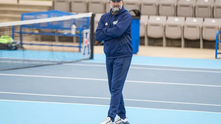 Men's Tennis Splits Up to Open Season