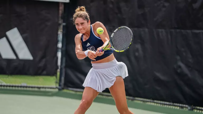 Schwatrzman Advances to the Semifinals