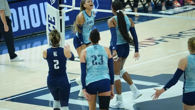 Owls Secure Series Sweep Against Roadrunners